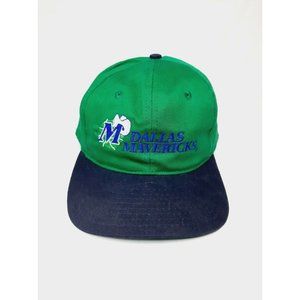 Vintage 90s NBA Dallas Mavericks Green Snapback Hat Baseball Cap Adjustable
